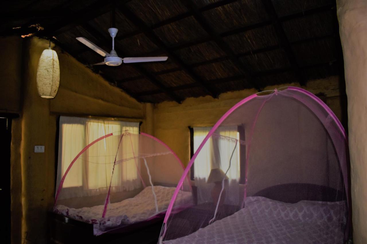 Mango Tree Lodge Bardiya Exterior photo